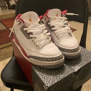 Air Jordan 3 Cardinal